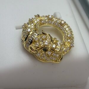 Elegant Gold and Silver Panther Ring